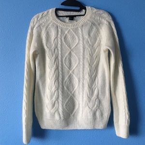 knit sweater in cream ✨