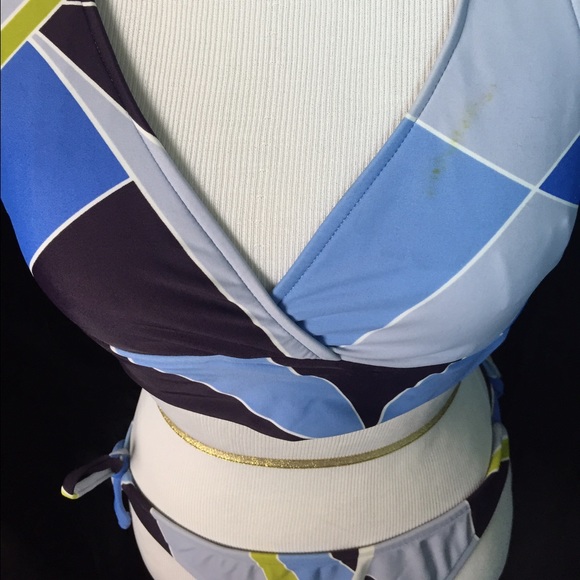 💙3pc asymmetrical bikini set- size small💜 - Picture 4 of 4