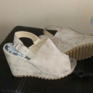 Bongo Micro Suede Wedges