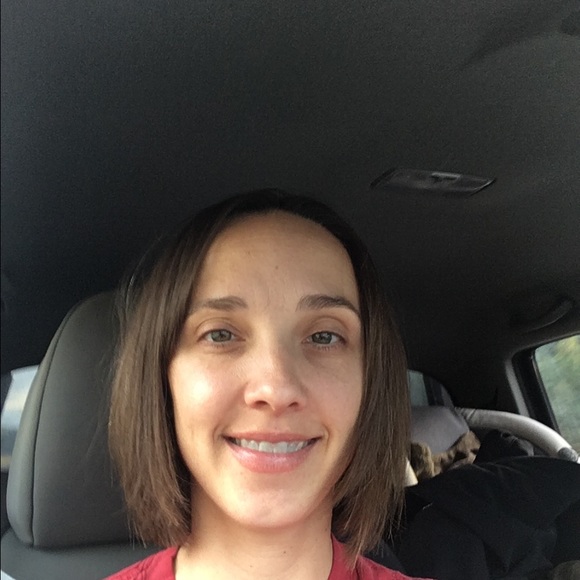 Meet your Posher, Rachel - Picture 1 of 1