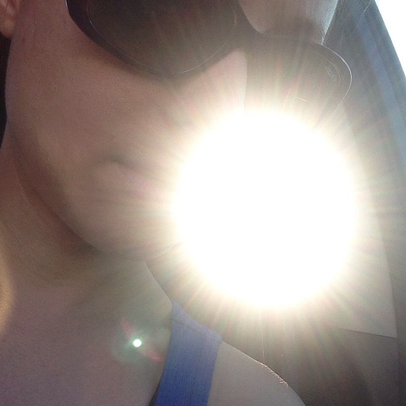 Meet your Posher, Elise - Picture 1 of 1