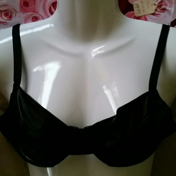 ~*100% Leather Bra*~ - Picture 2 of 4