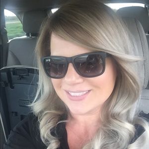 Meet your Posher, Amber