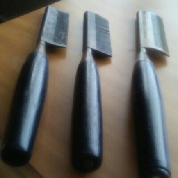 Straightening combs
