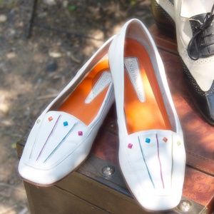 🔸🔹Vintage White Leather Flats🔹🔸Enzo Angiolini