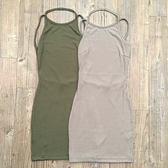 Taupe Ribbed Backless Mini - Picture 4 of 4