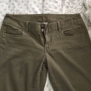 American Eagle crops