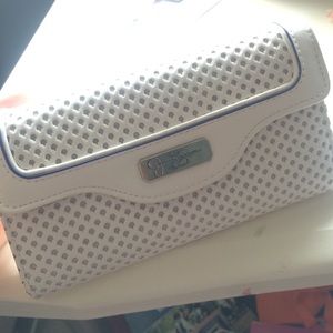 White Wallet
