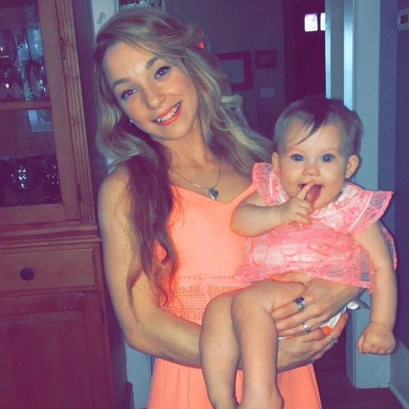 Meet your Posher, Jennifer