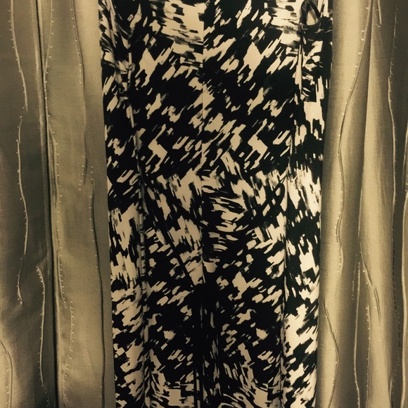Beautiful maxi dress - Picture 2 of 3