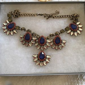 Statement necklace