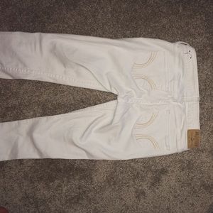 White holister jeans