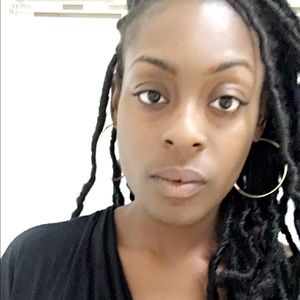 Meet your Posher, Alethea