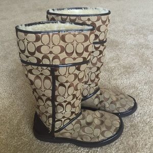 Authentic coach boots