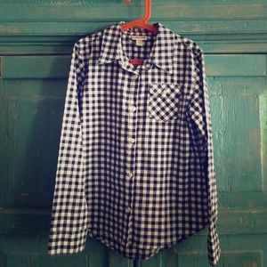 Mad about plaid girls button down 🎀