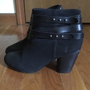 Madden Girl black booties