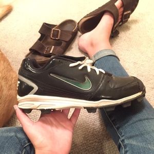 women's Nike unify keystone cleats