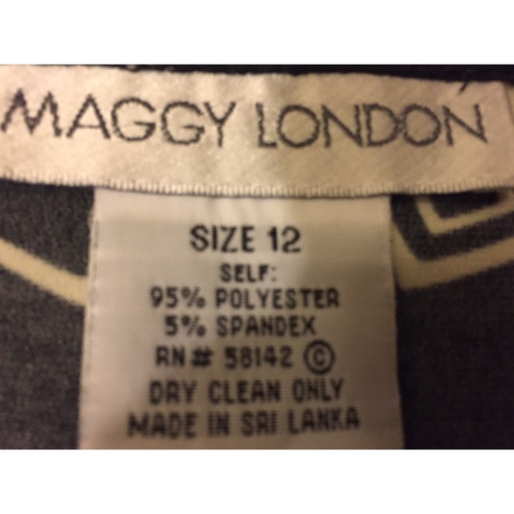 Maggy London Dresses - Maggy London wrap dress classic style Maggy London Dresses - Maggy London wrap dress classic style