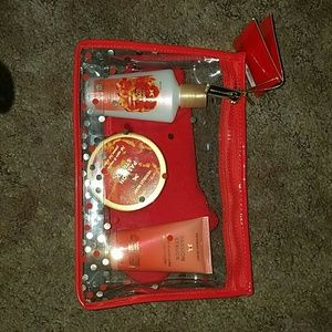 Victoria Secret 4 piece Passion Stuck gift pack