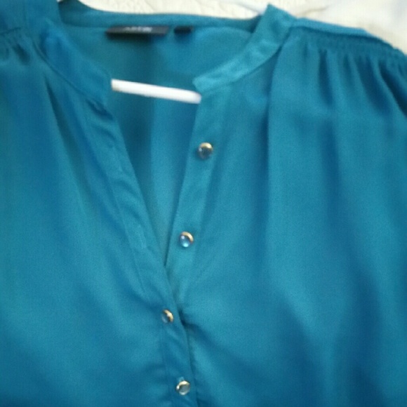 Silky dress - Picture 2 of 3