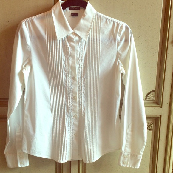 Theory Tops - Theory Medium Tuxedo-Pleated White Button Down.