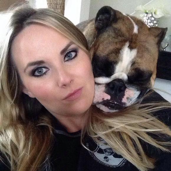 Meet your Posher, Ally - Picture 1 of 1