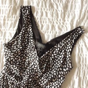 👄 Ruched Sleeveless Dress👄