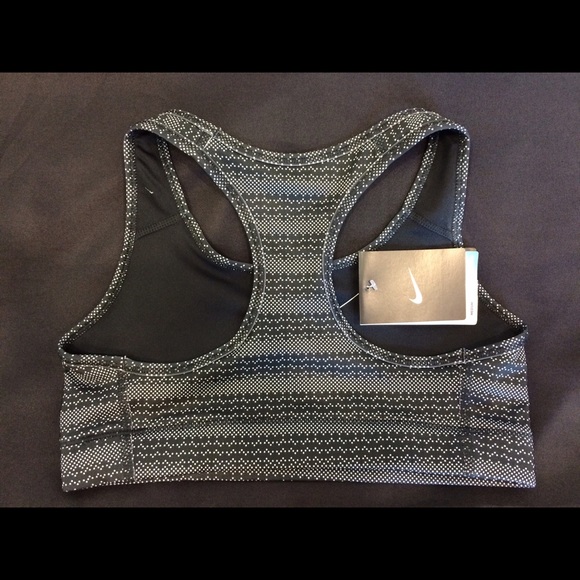 💎NWT💎 Nike Sports Bra Size Small - Picture 3 of 3
