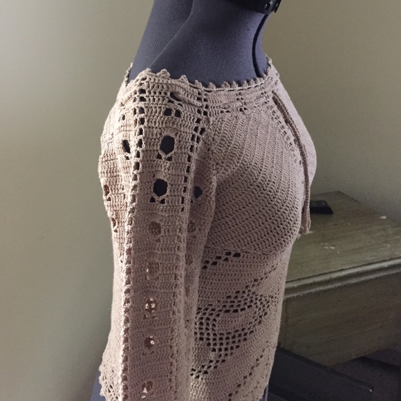 Bebe crochet off the shoulder sweater - Picture 3 of 3