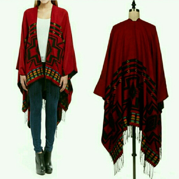 Last One!! Aztec Jacquered Poncho - Picture 2 of 2