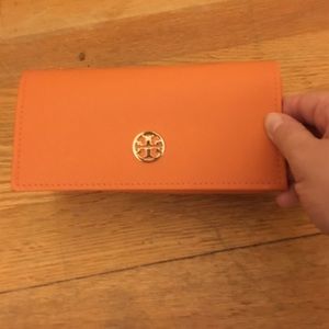 SALE Tory Burch Sunglasses Case