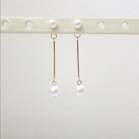 Dangle pearl earrings - Picture 1 of 4