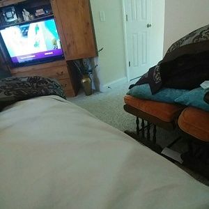 Meet your Posher, Debbie