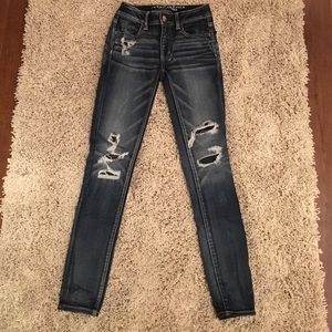 American eagle distressed jeans