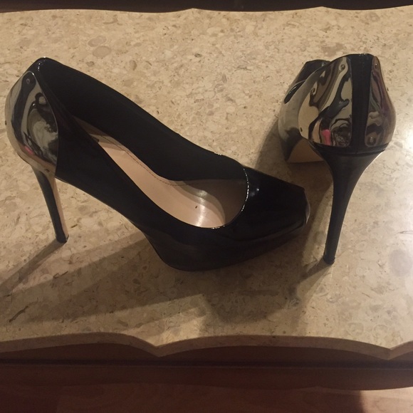 Heels - Picture 2 of 2