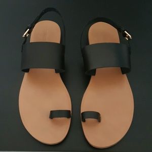 🔴SOLD On Merc🔴 Forever 21 Sandals