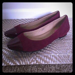 Isaac Mizrahi dark red suede flats size 8.5