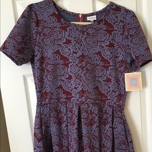 ❗️lowest price until 6:30pm pst ❗️LuLaRoe Amelia