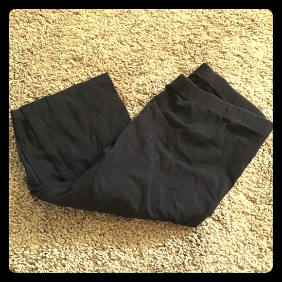 Black leggings