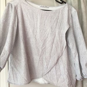 Gray spliced top