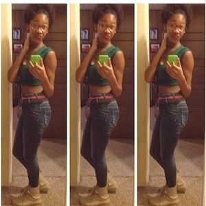 Meet your Posher, Wayneisha