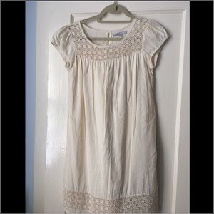 Old Navy XS cream shift dress