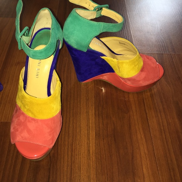 ❌SOLD❌Gianni Bini block color wedges diez 6 - Picture 1 of 1