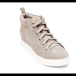 Steve Madden latte sneakers! Only worn ONCE!!!