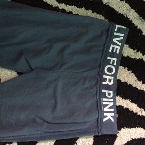 VS pink Capri pants