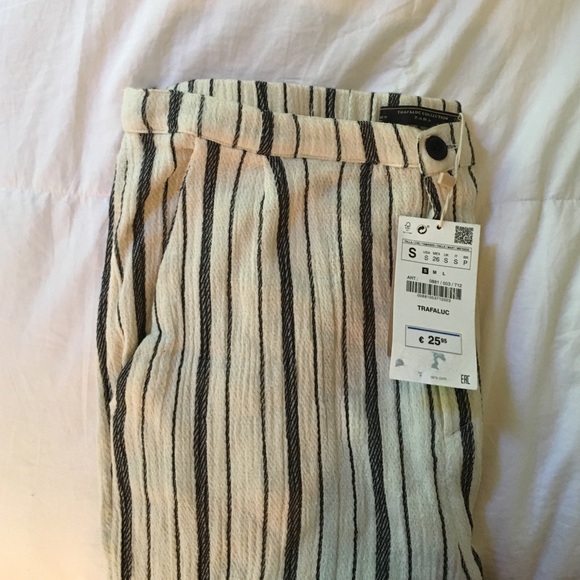 NWT loose fit Zara striped pants