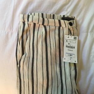 NWT loose fit Zara striped pants