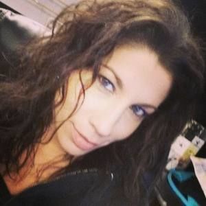 Meet your Posher, Justine