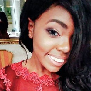 Meet your Posher, Shelly