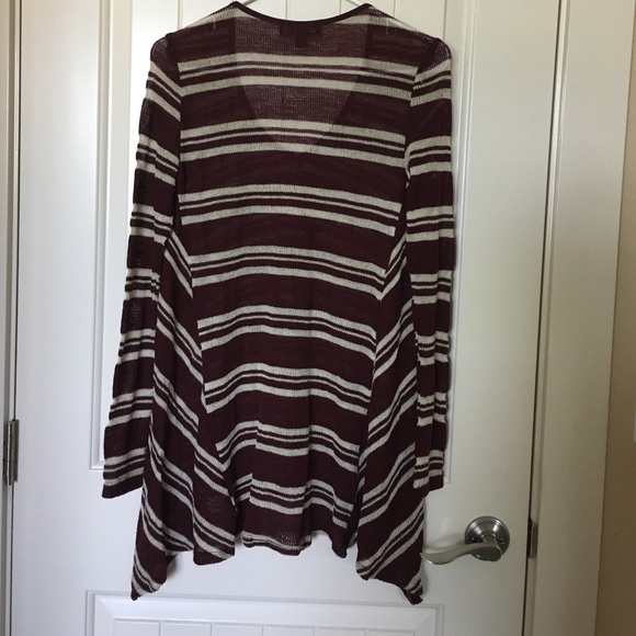 Burgundy and tan sweater shark bite tunic - Picture 3 of 4